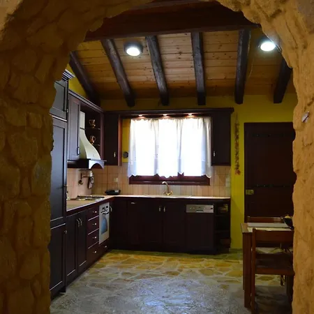 - Corfu Makrádes